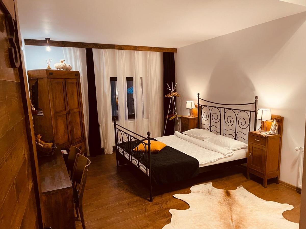 Hotel Casa Pisica Noastra Breaza  Zewnętrze zdjęcie