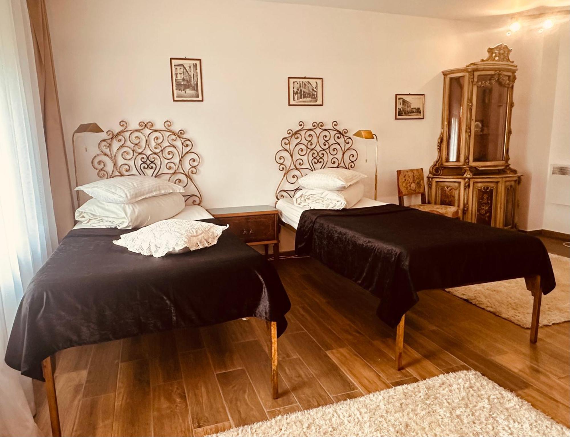 Hotel Casa Pisica Noastra Breaza  Zewnętrze zdjęcie